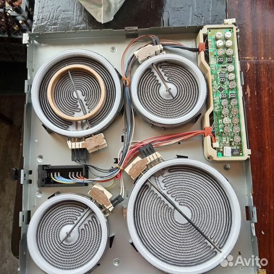 Плита электрическая electrolux