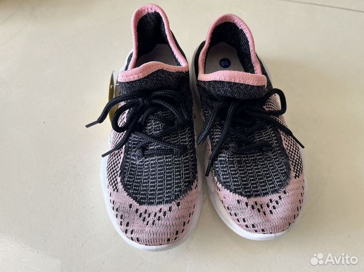 Кроссовки для девочки 29
