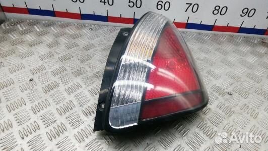 Фонарь задний правый KIA RIO 2 (EDN17MY01)