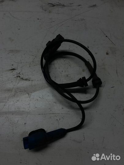 Датчик ABS Peugeot 206