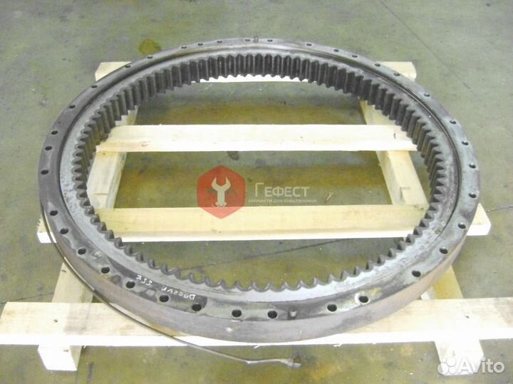 Поворотный круг Hyundai 81N8-00023