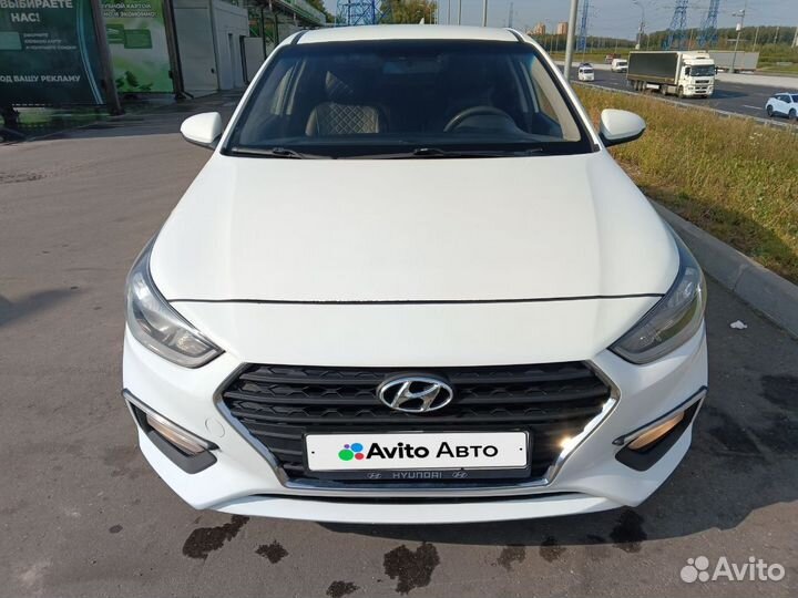 Hyundai Solaris 1.6 AT, 2019, 210 000 км