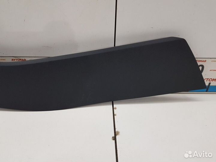 Накладка центральной консоли левая