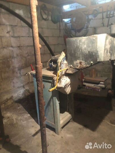 Зерно дробилка