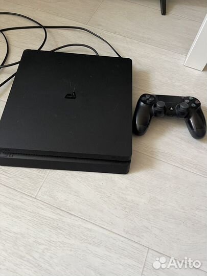 Ps4 slim 1tb