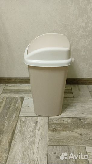 Урна под мусор