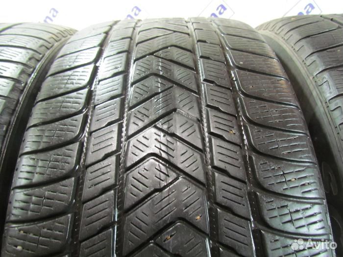 Pirelli Scorpion Winter 285/40 R22 98L