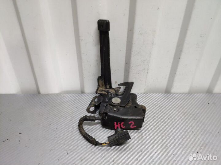 Замок капота передний Honda Civic 4D 2005 - 2012