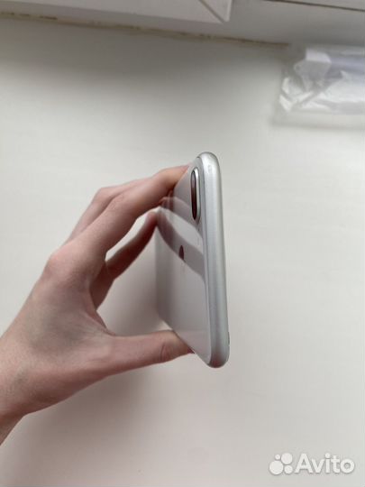 iPhone 8 Plus, 64 ГБ
