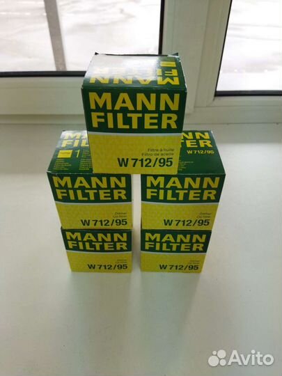Фильтр масляный mann-filter W712/95