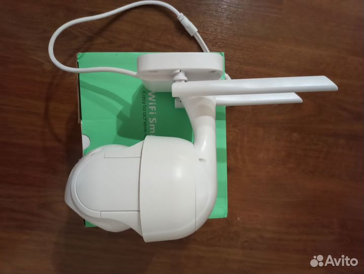 Smart Wi-Fi видеокамера новая цветная