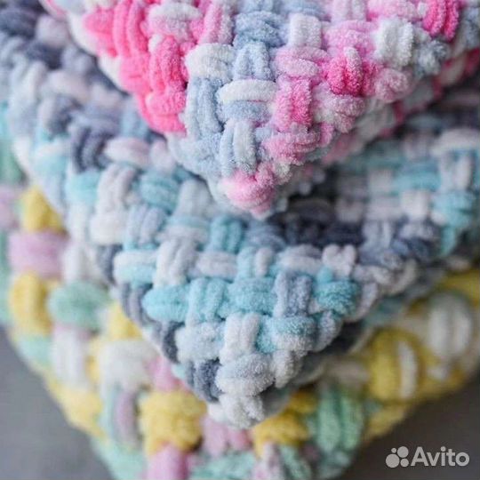 Вяжу пледы плюшевые на заказ