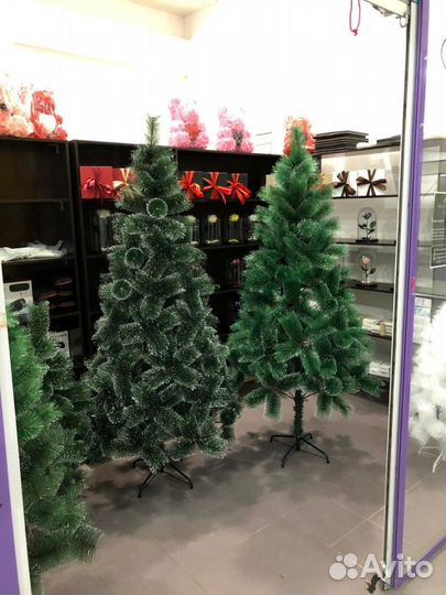 Искусственные елки
