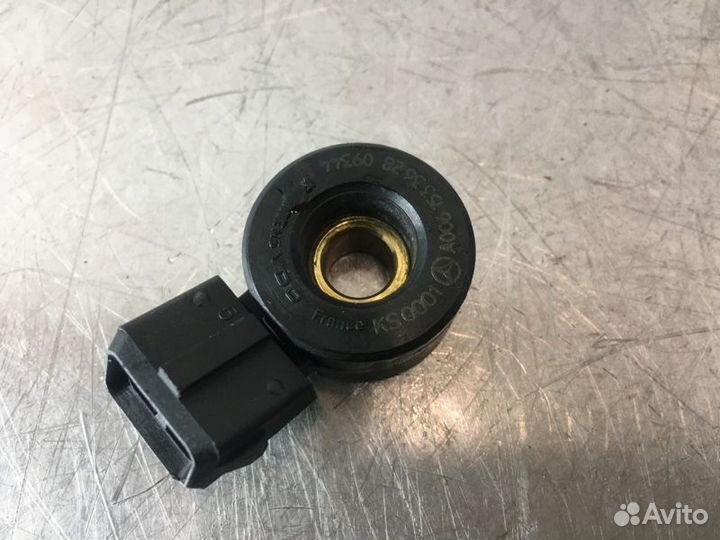 Датчик детонации Mercedes E-Class W212 M271 1.8TI