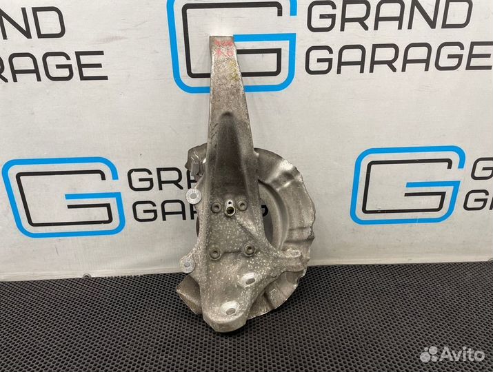 Кулак передний левый Bmw 7-Series F01 N54B30A 3.0