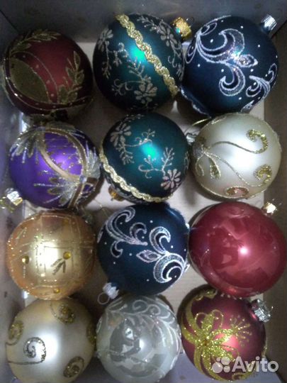 Елочные игрушки из стекла