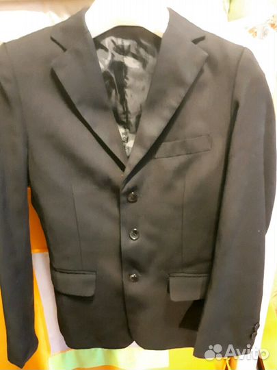 Пиджак р. 134, р. 140
