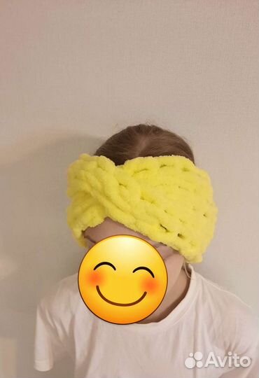 Повязка на голову вязаная