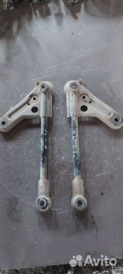 Рычаг передний Nissan Skyline v35