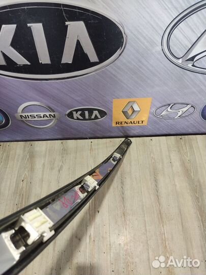 Молдинг на крышу Накладка крыши Renault koleos Лев