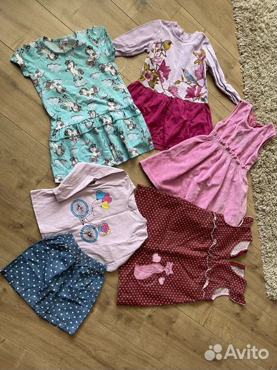 Большой пакет одежды для девочки 104 р-р