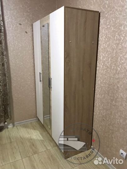 Шкаф распашной