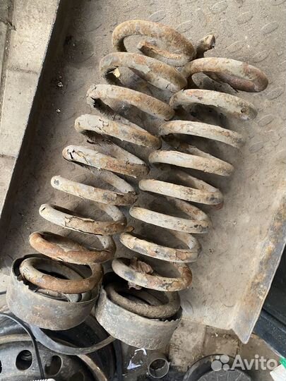 Запчасти мерседес w124