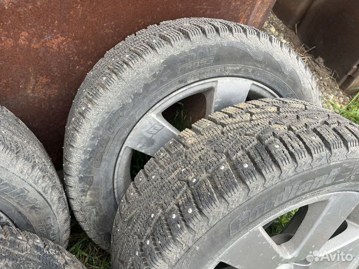 Шины с дисками r16 205 55 шипы, почти новые