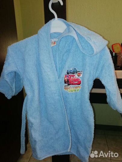 Одежда для мальчика 98 разм банный халат, костюм д