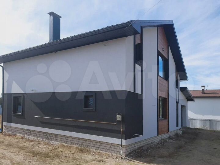 Дом 170 м² на участке 8 сот.