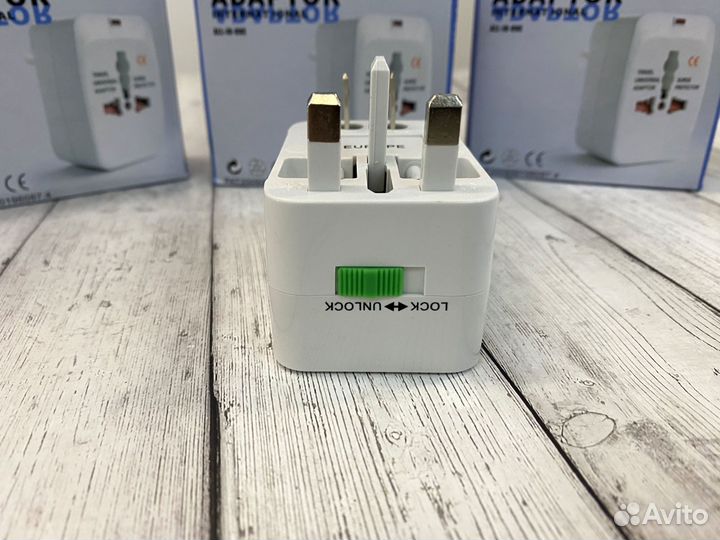 Универсальный Сетевой адаптер на все типы розеток