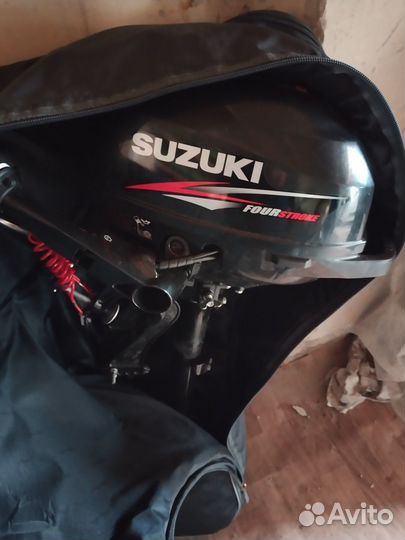 Продам пвх лодку с мотором