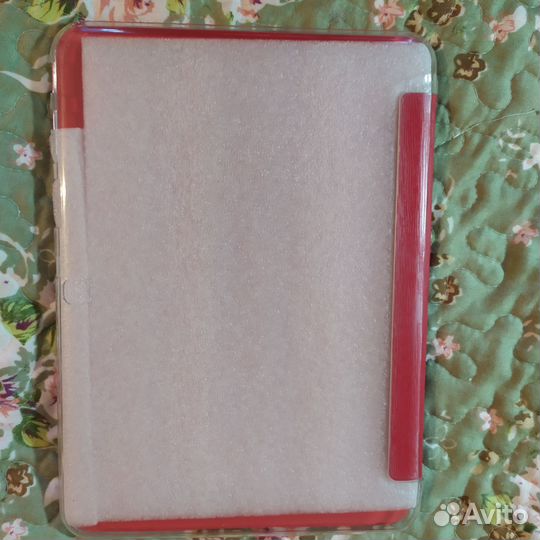 Чехлы на планшеты 8-9 дюймов