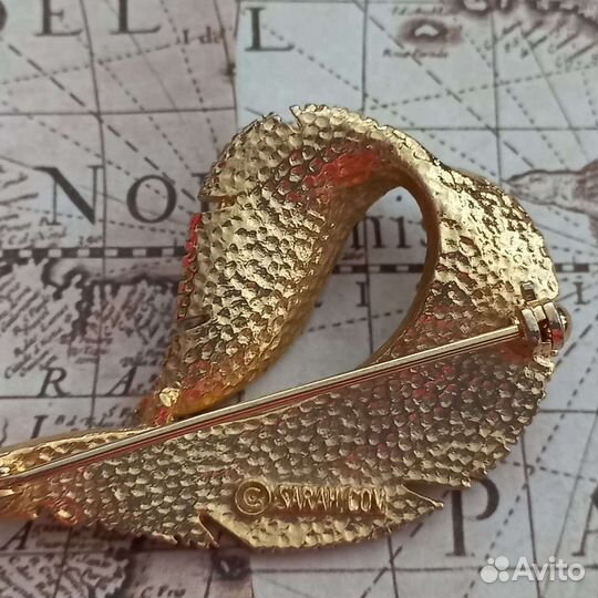 Винтажная брошь Sarah Coventry
