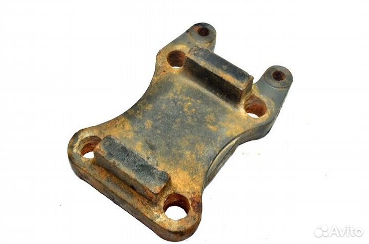 Клиновая проставка под рессору, ведущего моста, ле