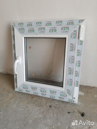 Окно пластиковое