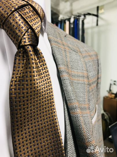 Мужской костюм серый новый