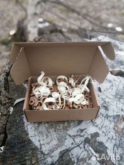 Елочные игрушки-дуб