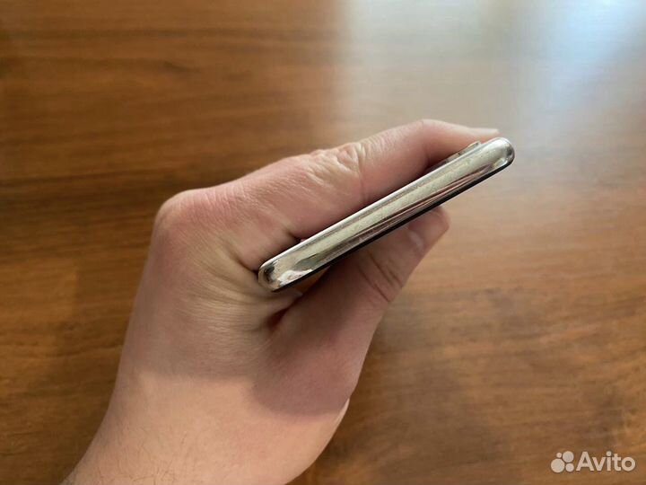 iPhone X, 256 ГБ