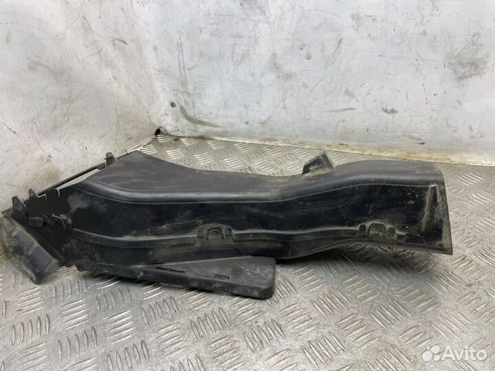 Воздуховод левый Bmw X5 E70 N55B30 2008