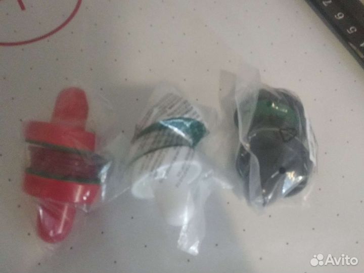 Шайбы и биты(толкатели) для аэрохоккея