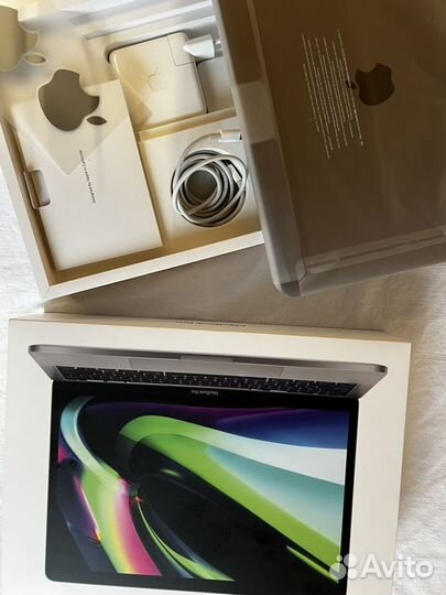 Apple macbook pro 13 m1