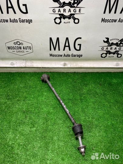 Стойка стабилизатора передняя правая Mercedes-Benz