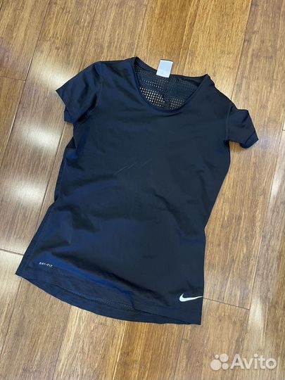 Футболка женская nike
