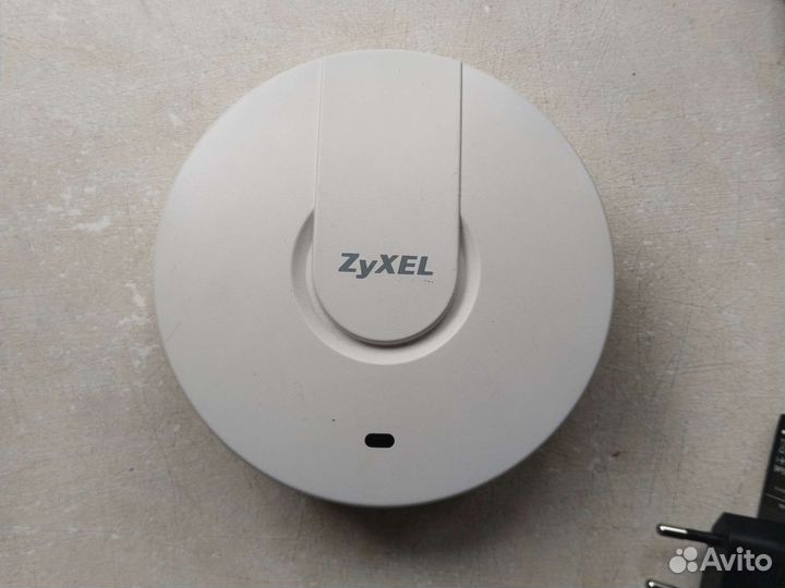 Точка доступа wifi zyxel NWA-1123-AC