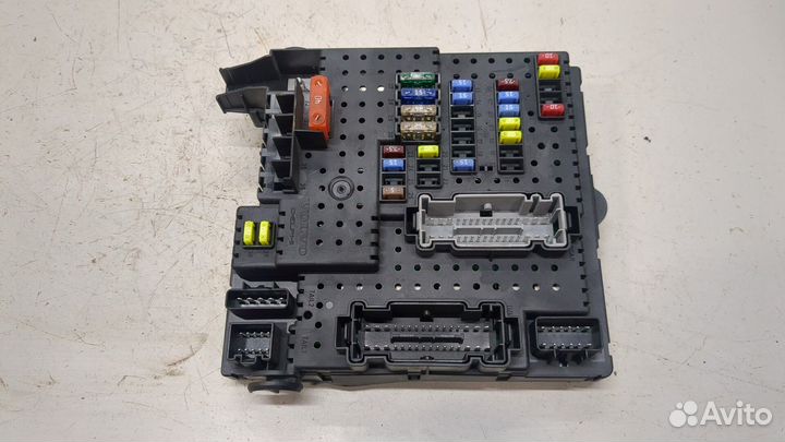 Блок предохранителей Volvo XC70