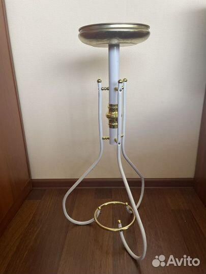 Поставка (стрйка) для цветов