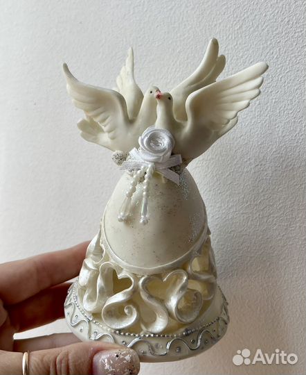 Парочка влюбленных голубей