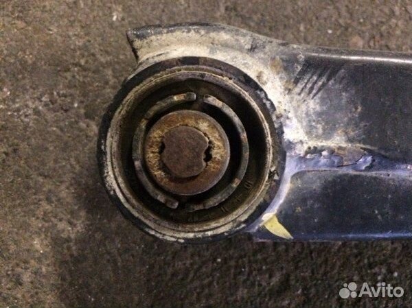 Рычаг подвески задний правый Hyundai Ix35 2.0 2015