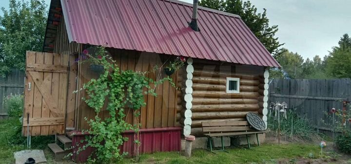 Дача 50 м² на участке 8 сот.